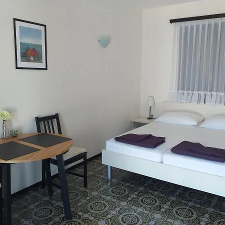 Apartments Marta Rogoznica  Extérieur photo